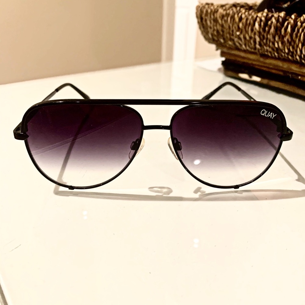 QUAY - High Key Sunglasses